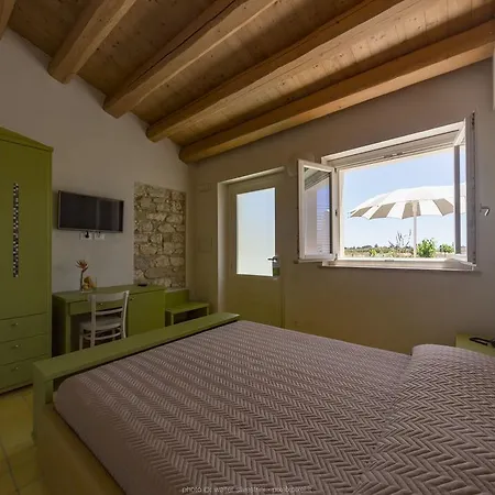호텔 Casale Milocca 4*